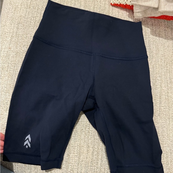 Lululemon Athletica Navy Bike Shorts - Picture 1 of 7